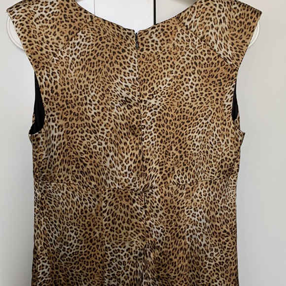 Guess by Marciano Leopard 🐆 Print Silk Dress 🔥 - Picture 7 of 8